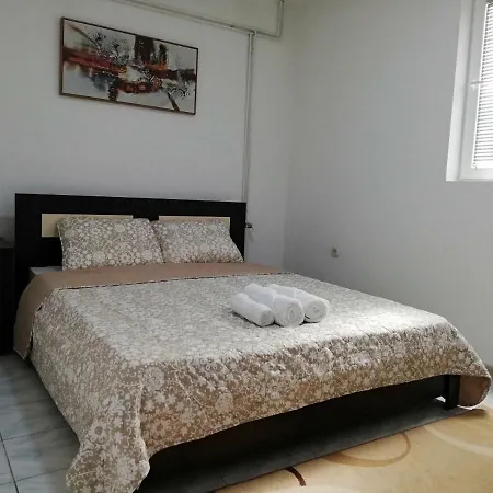 Apartment Naumovski